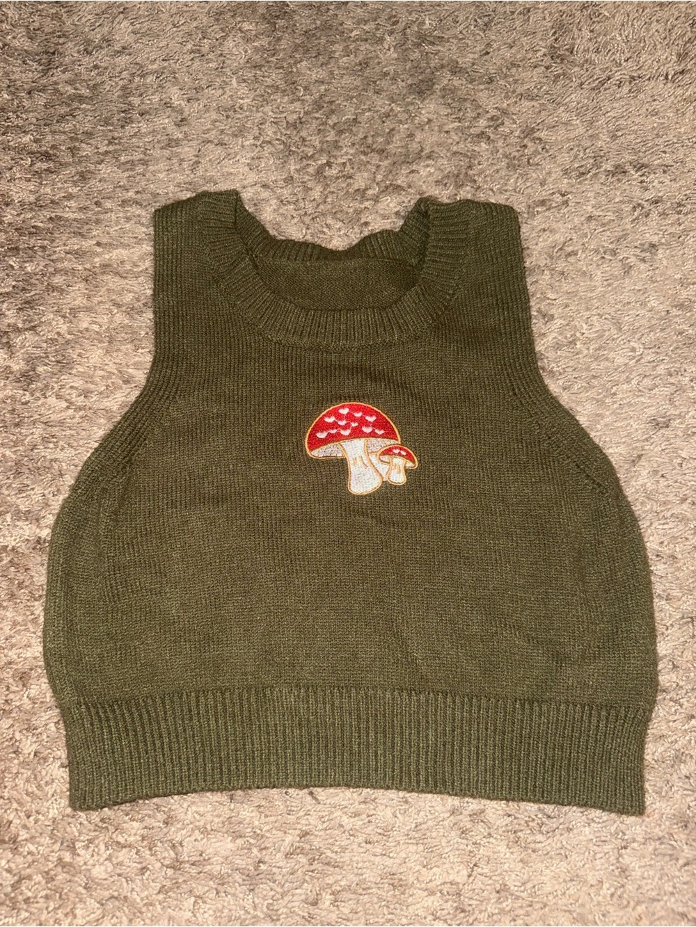 SHEIN Knit Crop Top w Mushroom Patch